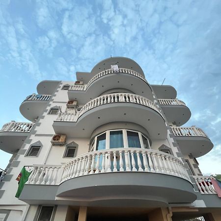Studio Apartments Rizarjo Ксамил Екстериор снимка