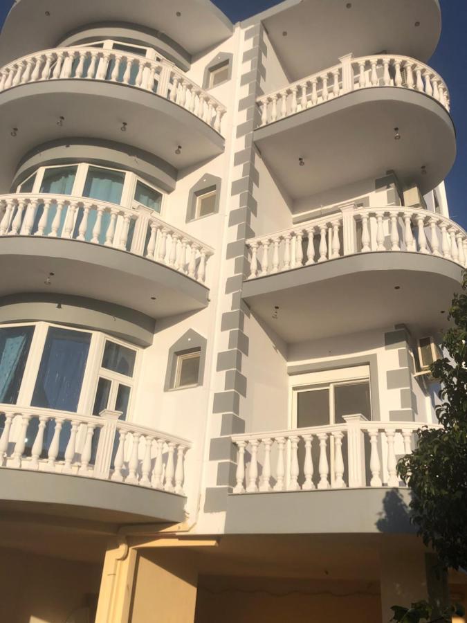 Studio Apartments Rizarjo Ксамил Екстериор снимка