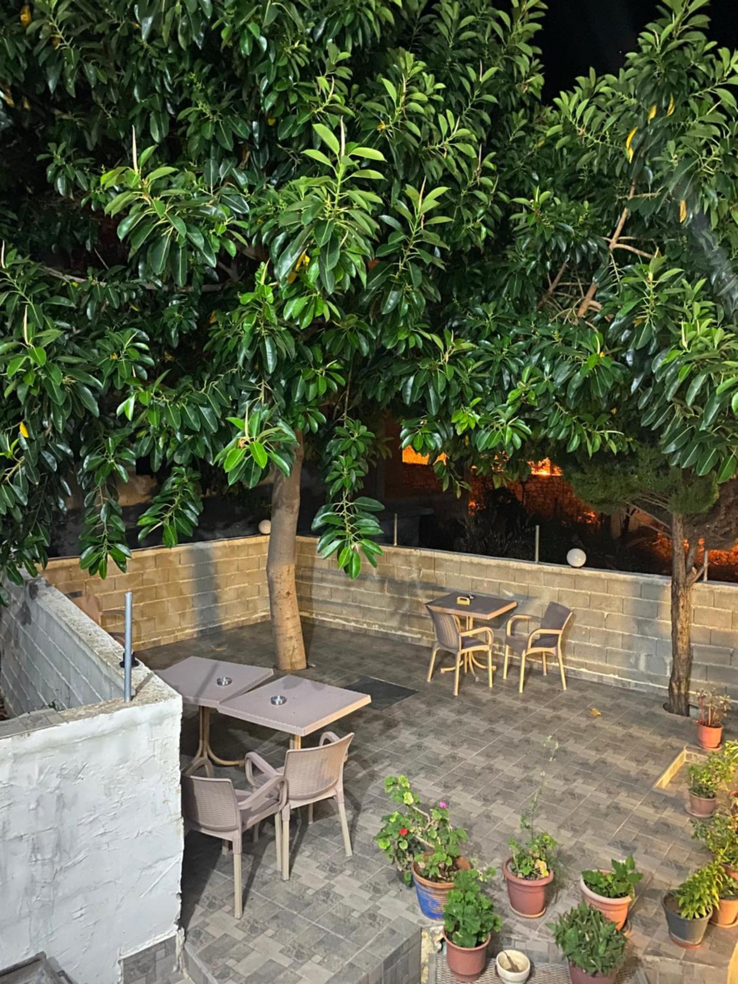 Studio Apartments Rizarjo Ксамил Екстериор снимка