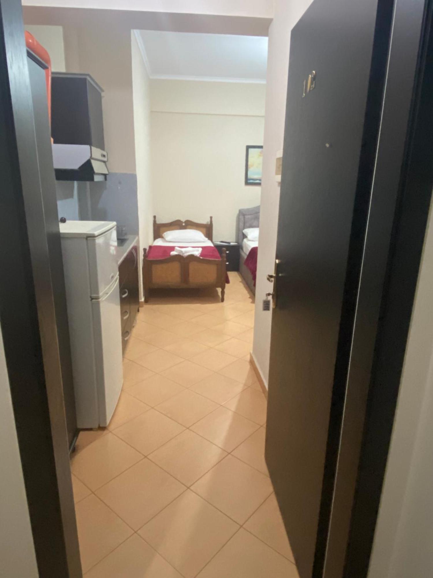 Studio Apartments Rizarjo Ксамил Екстериор снимка