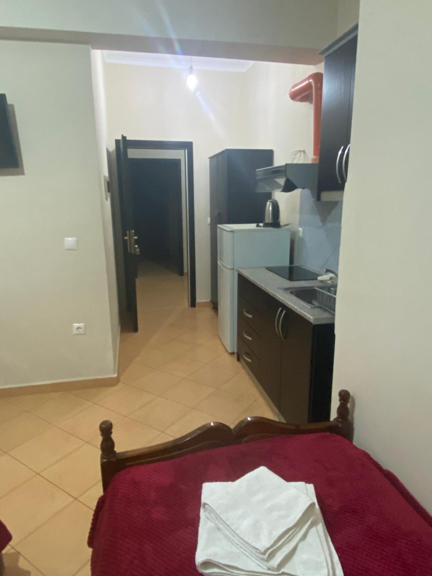 Studio Apartments Rizarjo Ксамил Екстериор снимка