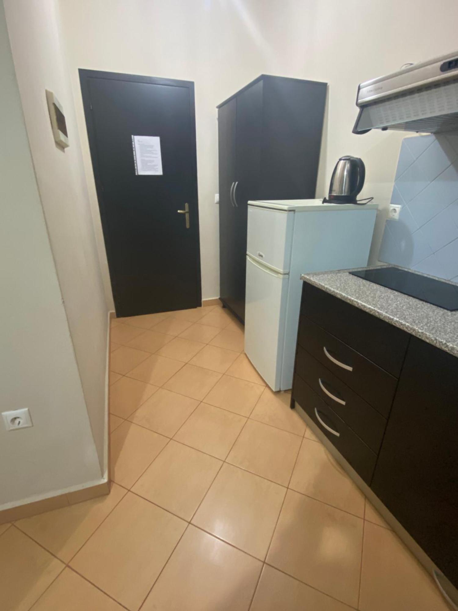 Studio Apartments Rizarjo Ксамил Екстериор снимка