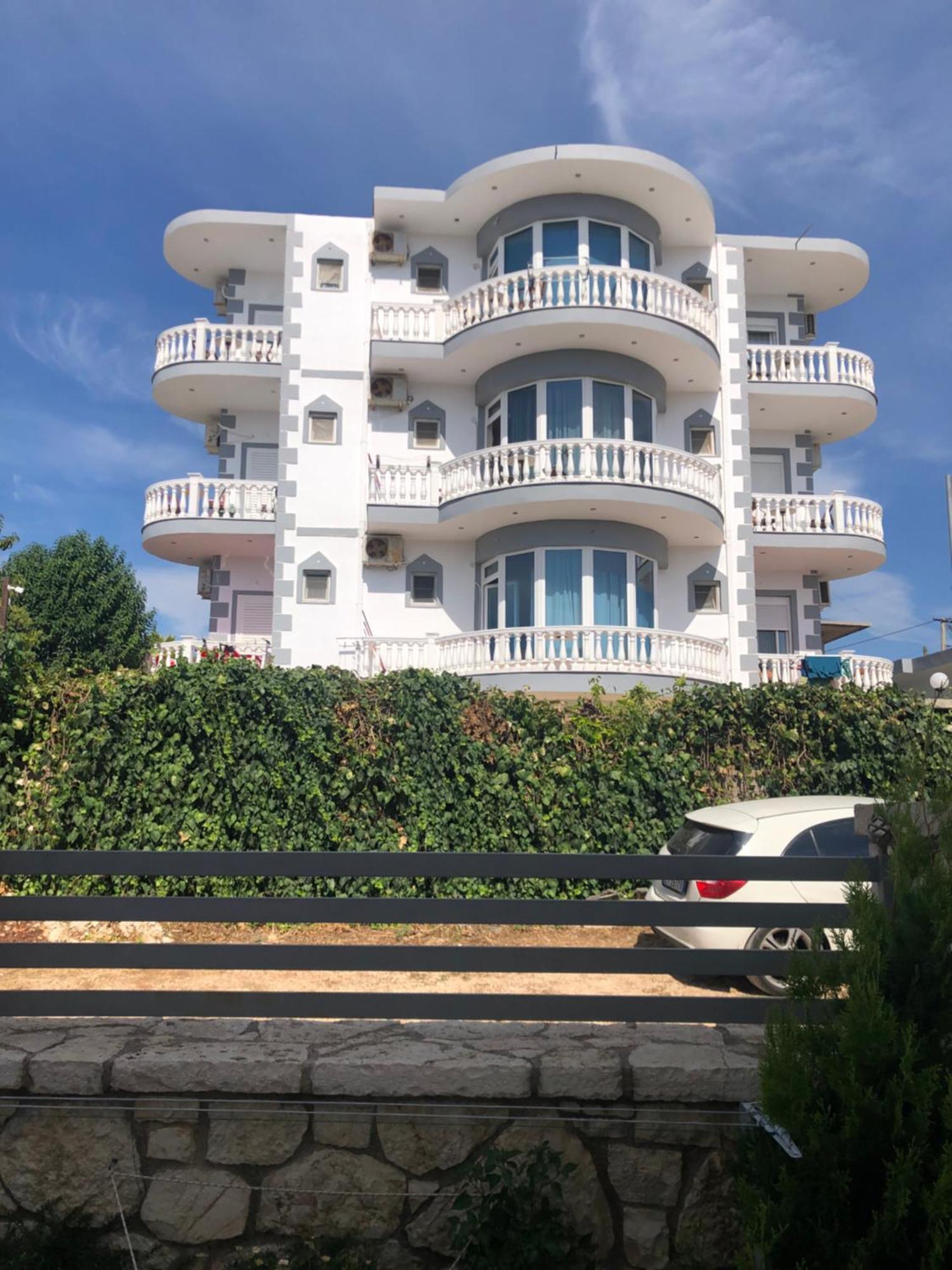 Studio Apartments Rizarjo Ксамил Екстериор снимка