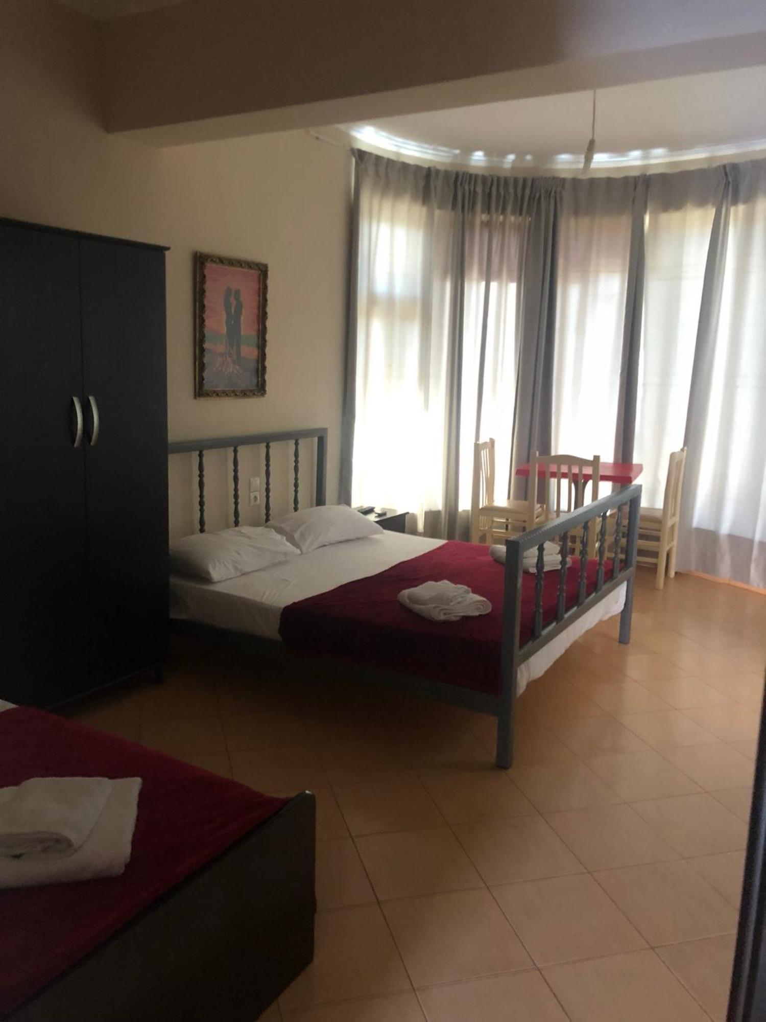 Studio Apartments Rizarjo Ксамил Екстериор снимка